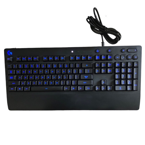 Logitech Prodigy G213 Pro Gaming Wired Keyboard 16 Million Colors RGB Backlights - Picture 3 of 14